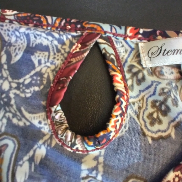 Stem & Vine Paisley Print Flared Sleeve Top Size 1X Boho Stretch Office Festival - Picture 2 of 10